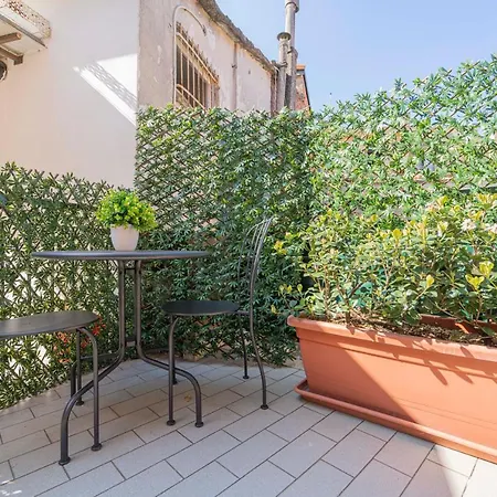 Apartamento 012b - Loft, Casa In Centro Con Terrazza Gigante Privata, 100metri Da Spiaggia E Mare Moneglia