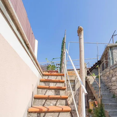 Apartamento 012b - Loft, Casa In Centro Con Terrazza Gigante Privata, 100metri Da Spiaggia E Mare *