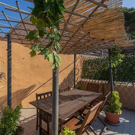 012b - Loft, Casa In Centro Con Terrazza Gigante Privata, 100metri Da Spiaggia E Mare * Moneglia