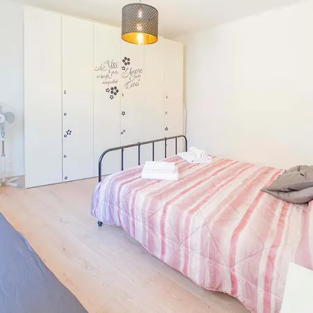 012b - Loft, Casa In Centro Con Terrazza Gigante Privata, 100metri Da Spiaggia E Mare Daire