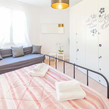 012b - Loft, Casa In Centro Con Terrazza Gigante Privata, 100metri Da Spiaggia E Mare