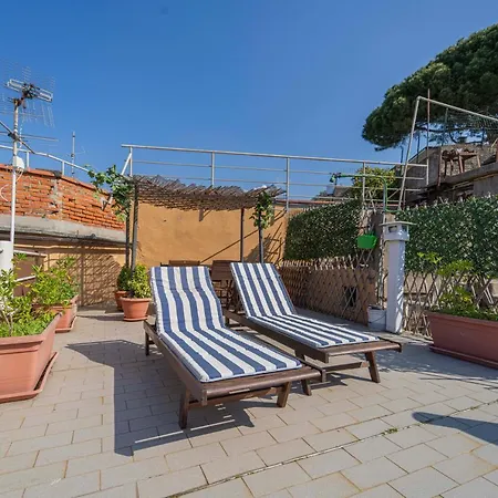 012b - Loft, Casa In Centro Con Terrazza Gigante Privata, 100metri Da Spiaggia E Mare * Moneglia