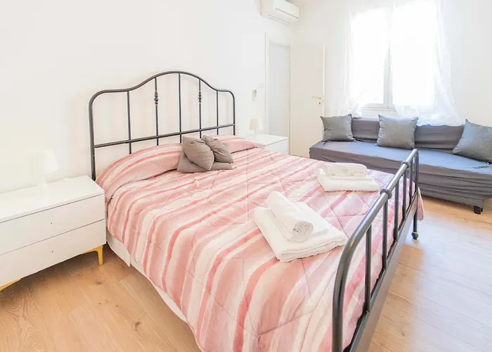 012b - Loft, Casa In Centro Con Terrazza Gigante Privata, 100metri Da Spiaggia E Mare