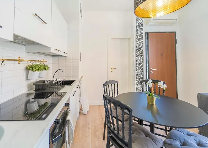012b - Loft, Casa In Centro Con Terrazza Gigante Privata, 100metri Da Spiaggia E Mare