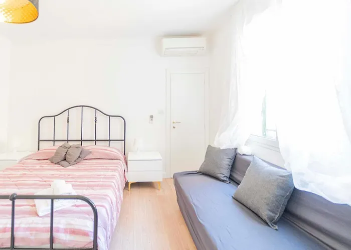012b - Loft, Casa In Centro Con Terrazza Gigante Privata, 100metri Da Spiaggia E Mare