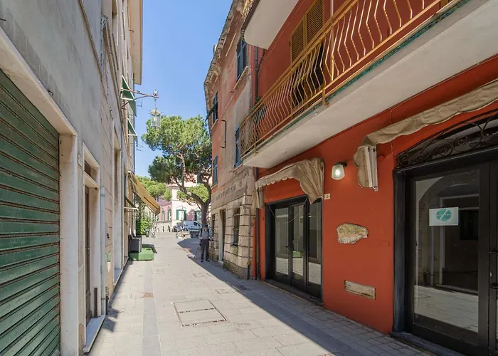 012b - Loft, Casa In Centro Con Terrazza Gigante Privata, 100metri Da Spiaggia E Mare *